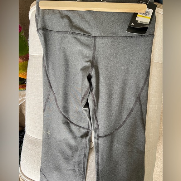 Grey Under Armour Compression High-Rise Ankle Leggings - Picture 5 of 5